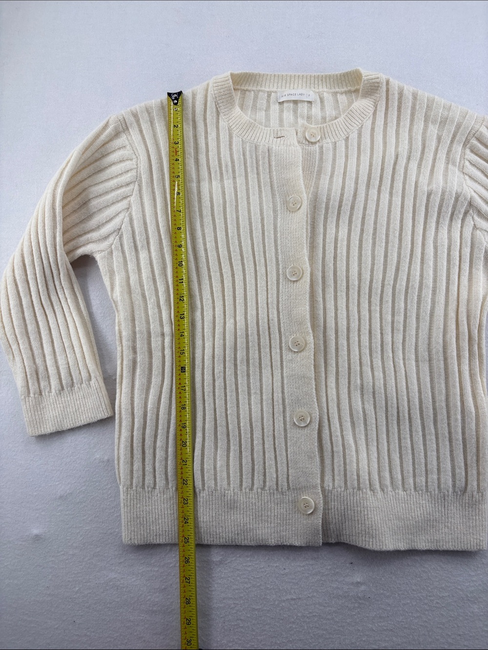 Elegant Cream Ribbed Button-Front Cardigan - Picture 5 of 8
